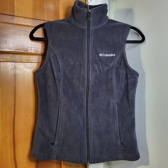 Columbia Women's Fleece Vest - Picture 1 of 9